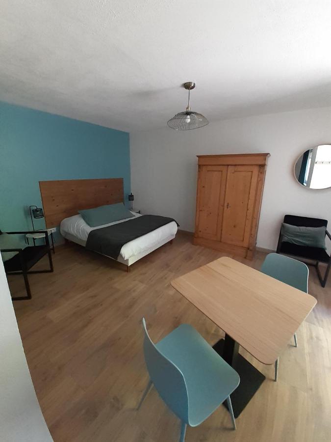 Chambres D'Hotes Le Domaine Des Remparts Selestat Room photo